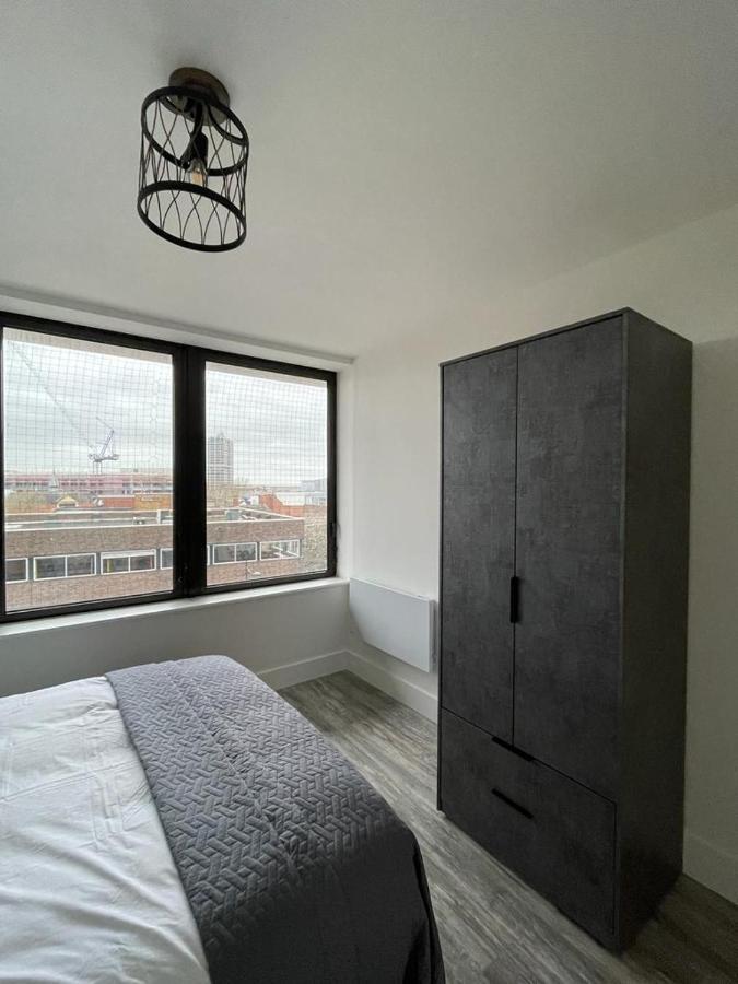 Kingsbridge Point - Cosy One Bed Apartments Near Town Centre, Суиндон Экстерьер фото